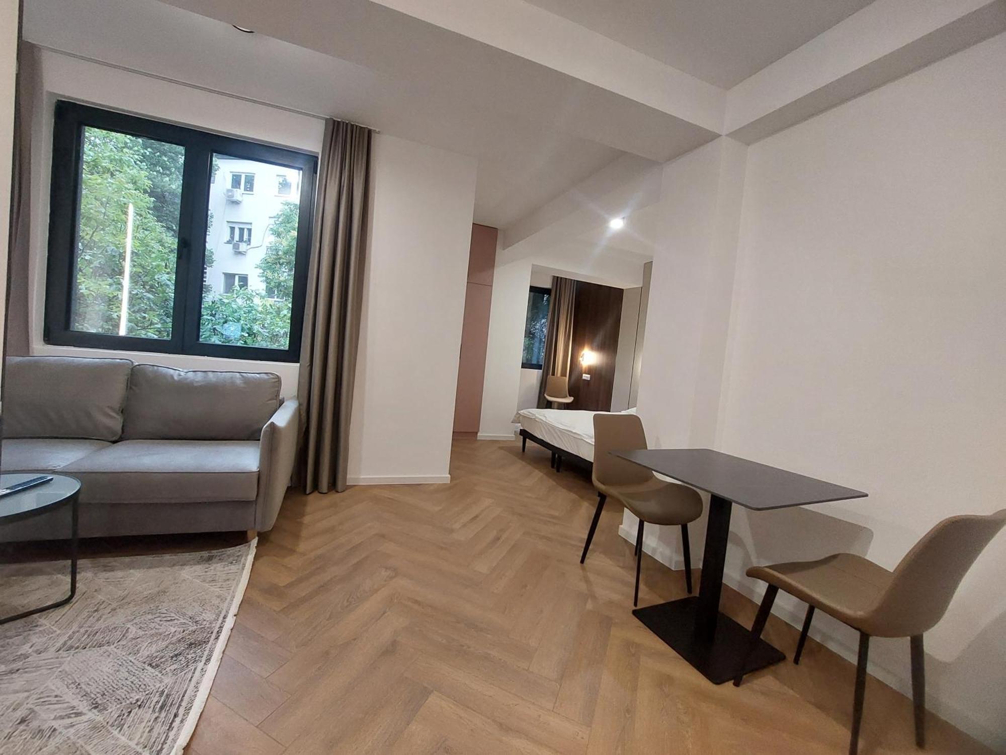 Executive Suites By Modern Living Skopje Buitenkant foto