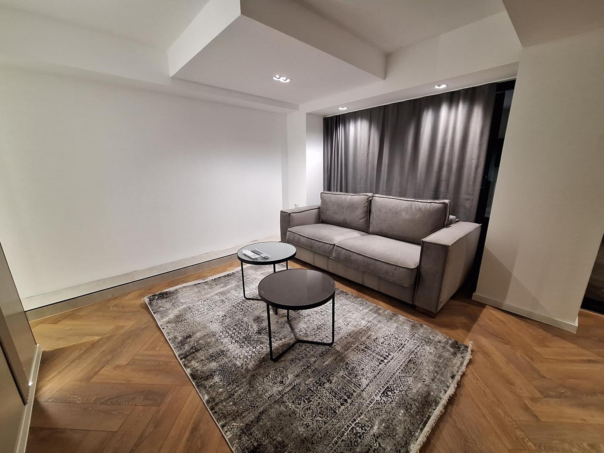 Executive Suites By Modern Living Skopje Buitenkant foto
