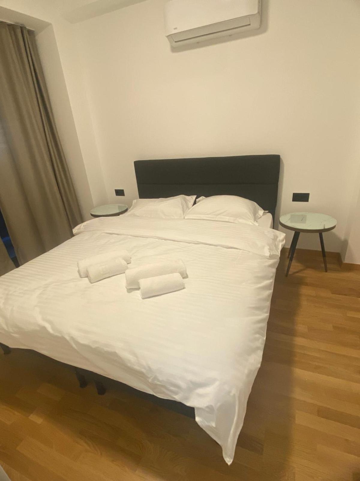 Executive Suites By Modern Living Skopje Kamer foto